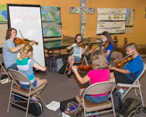David Mehalko with fiddle class